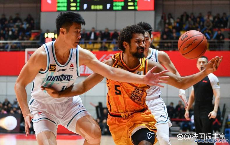 青岛男篮正式宣布签下外援乌莫贾-吉布森